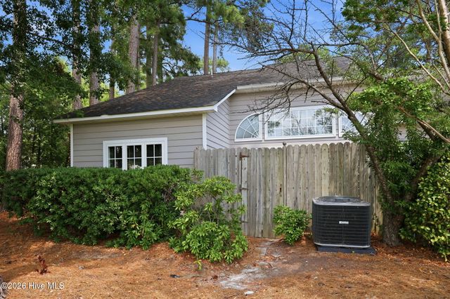 2731 Townes Drive, Greenville, NC 27858
