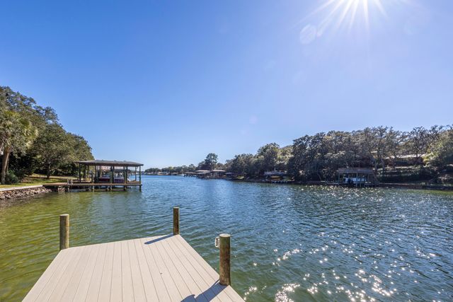 147 Eldredge Road, Fort Walton Beach, FL 32547