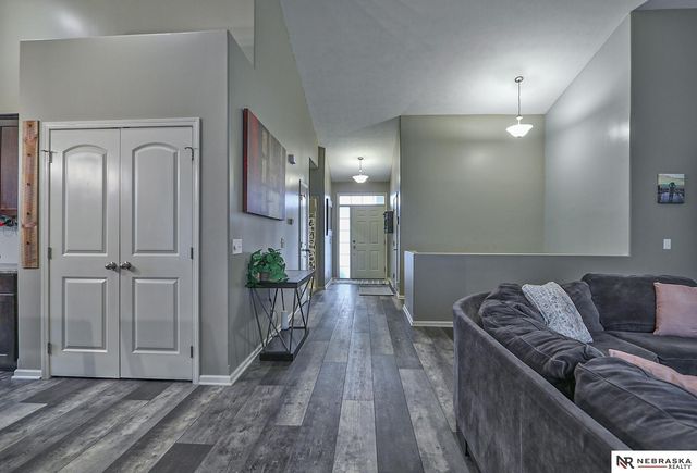 17116 Joanne Drive, Omaha, NE 68136