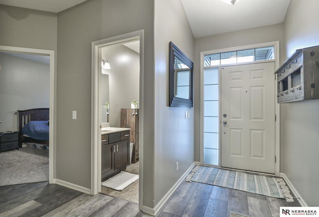 17116 Joanne Drive, Omaha, NE 68136