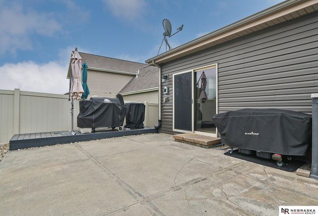 17116 Joanne Drive, Omaha, NE 68136