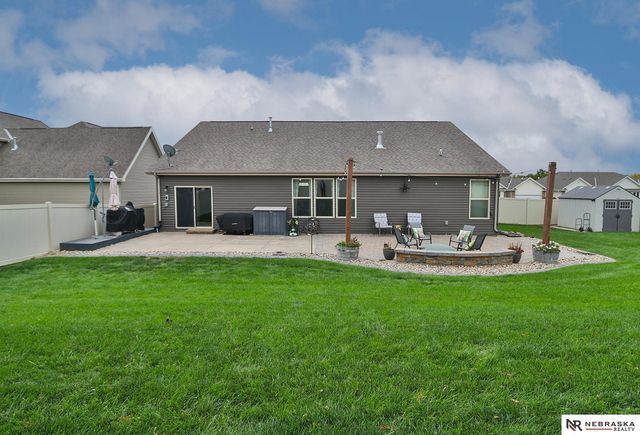 17116 Joanne Drive, Omaha, NE 68136