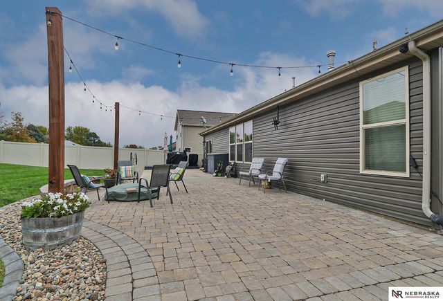 17116 Joanne Drive, Omaha, NE 68136