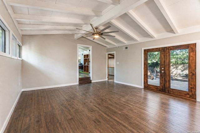 1237 Wiltshire Ave, Terrell Hills, TX 78209