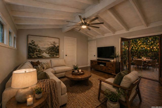 1237 Wiltshire Ave, Terrell Hills, TX 78209