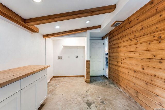 1237 Wiltshire Ave, Terrell Hills, TX 78209