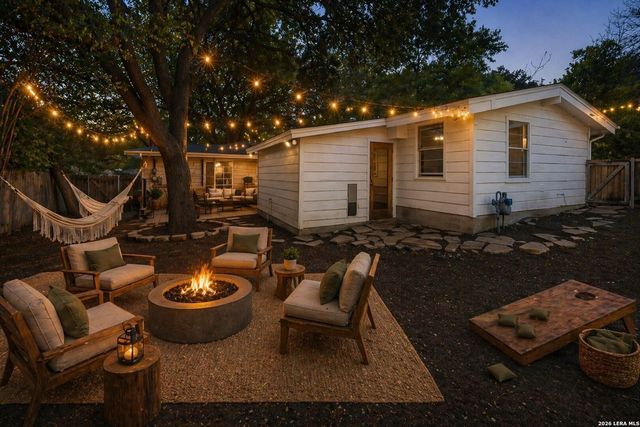 1237 Wiltshire Ave, Terrell Hills, TX 78209