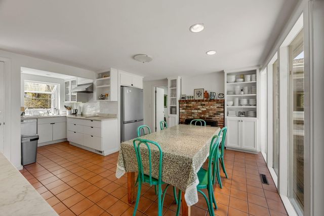 1125 Ocean View Drive, Wellfleet, MA 02667
