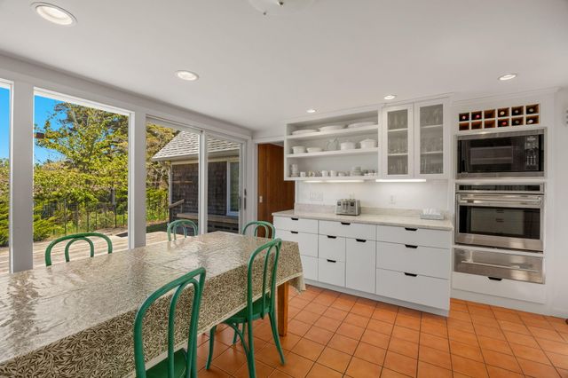 1125 Ocean View Drive, Wellfleet, MA 02667