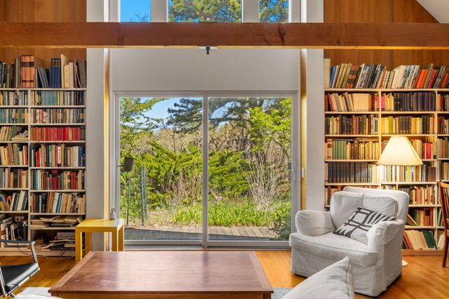 1125 Ocean View Drive, Wellfleet, MA 02667