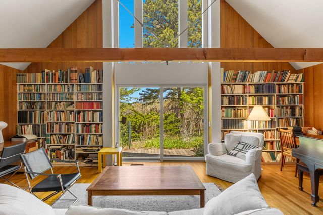 1125 Ocean View Drive, Wellfleet, MA 02667