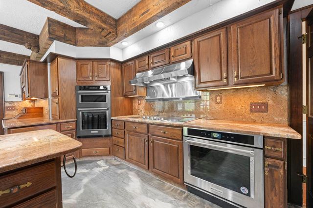 8449 LANSINGWOOD CV, Germantown, TN 38139