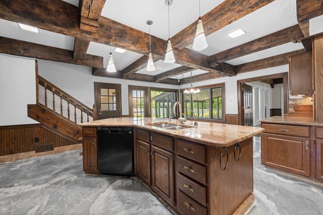 8449 LANSINGWOOD CV, Germantown, TN 38139