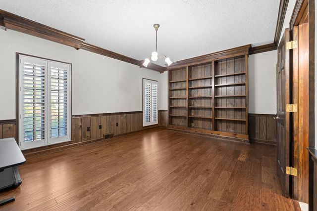 8449 LANSINGWOOD CV, Germantown, TN 38139