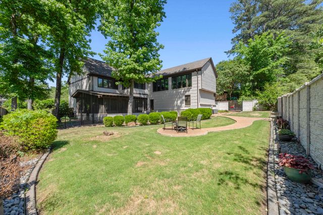 8449 LANSINGWOOD CV, Germantown, TN 38139