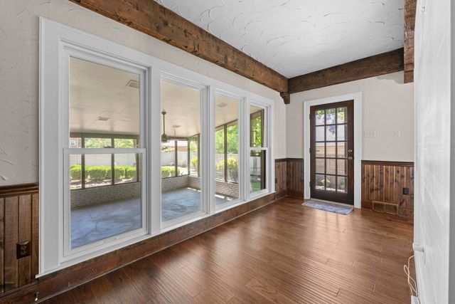 8449 LANSINGWOOD CV, Germantown, TN 38139