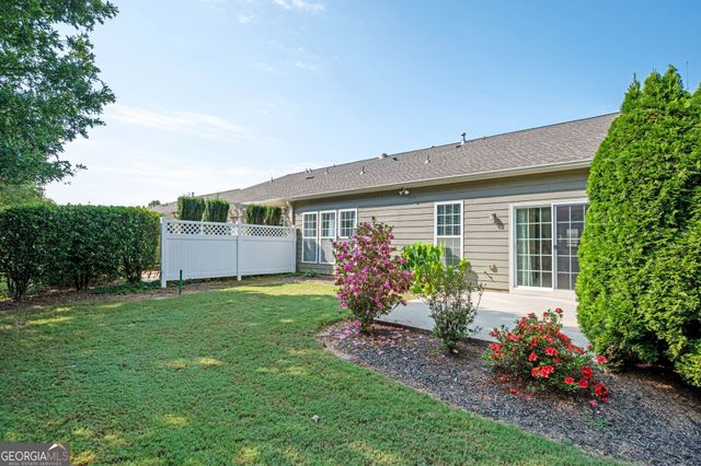 6208 Longleaf Drive, Hoschton, GA 30548