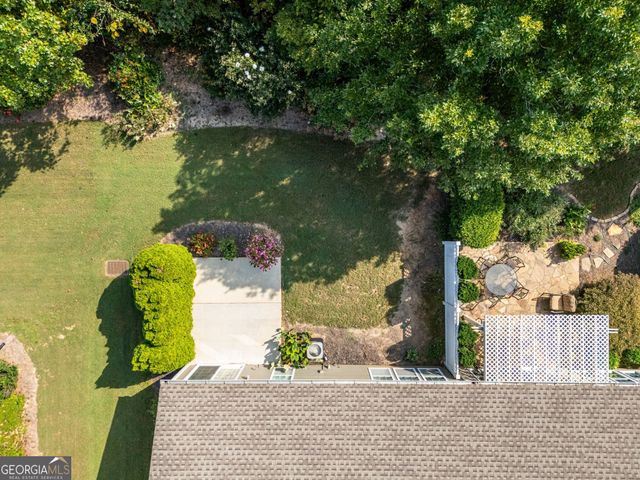 6208 Longleaf Drive, Hoschton, GA 30548