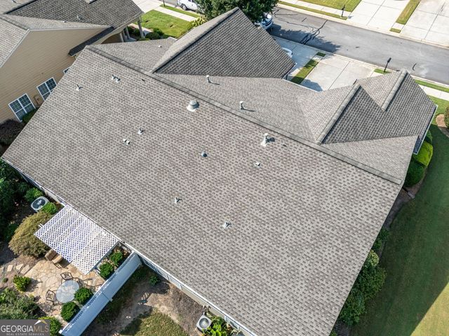 6208 Longleaf Drive, Hoschton, GA 30548