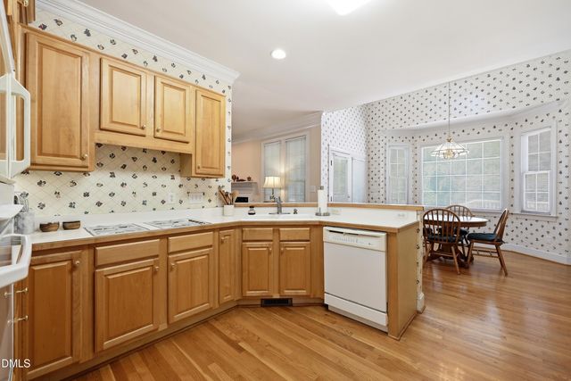 1437 Kinsdale Drive, Raleigh, NC 27615