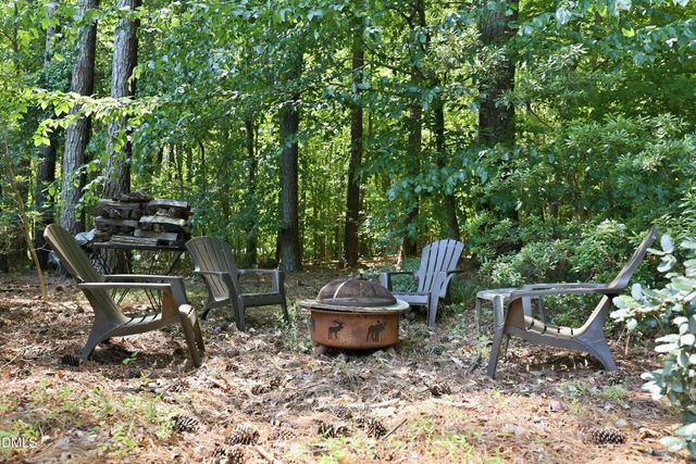 1437 Kinsdale Drive, Raleigh, NC 27615