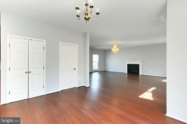 5319 DAYBREAK LANE, Woodbridge, VA 22193