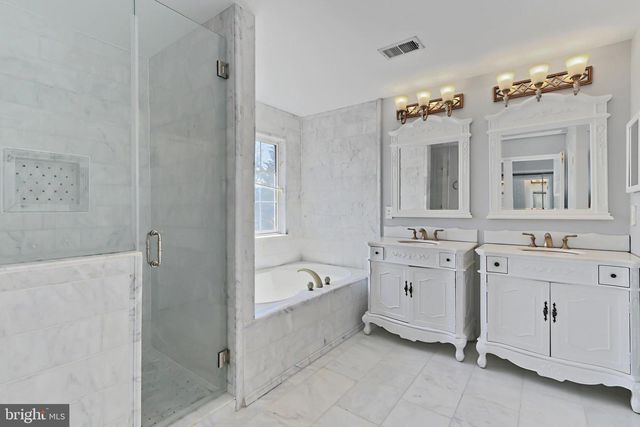 5319 DAYBREAK LANE, Woodbridge, VA 22193