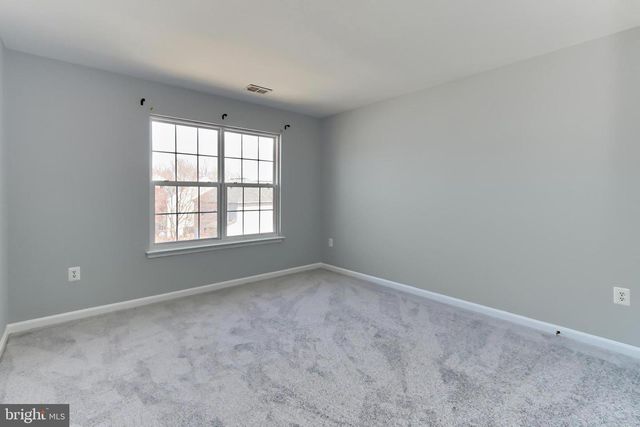 5319 DAYBREAK LANE, Woodbridge, VA 22193