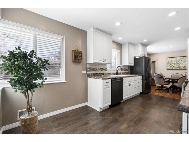 575 Estes St, Lakewood, CO 80226