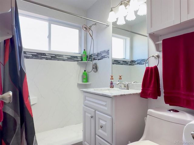 575 Estes St, Lakewood, CO 80226