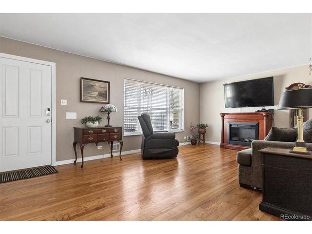 575 Estes St, Lakewood, CO 80226