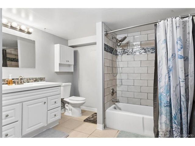 575 Estes St, Lakewood, CO 80226