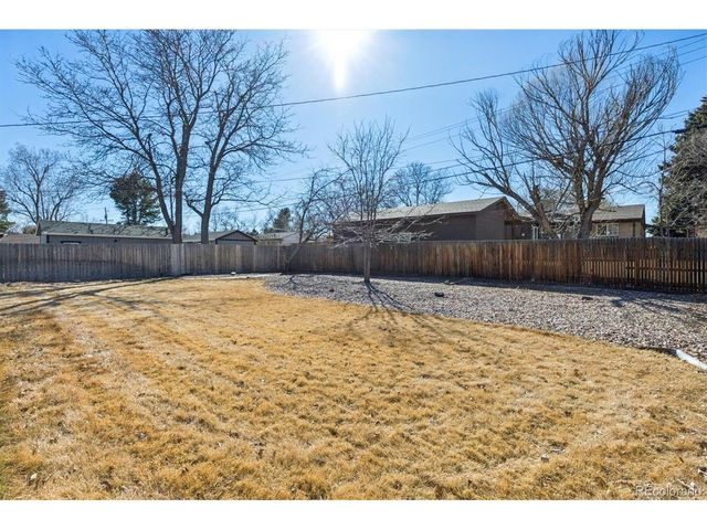 575 Estes St, Lakewood, CO 80226