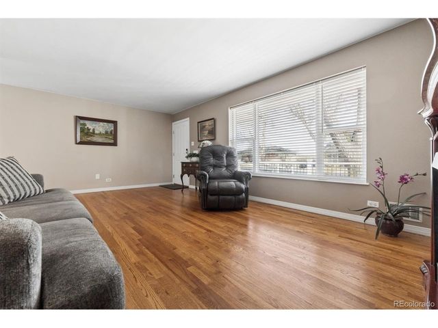 575 Estes St, Lakewood, CO 80226