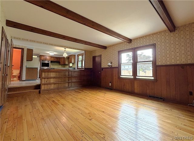 25 Foxpoint West, Amherst, NY 14221