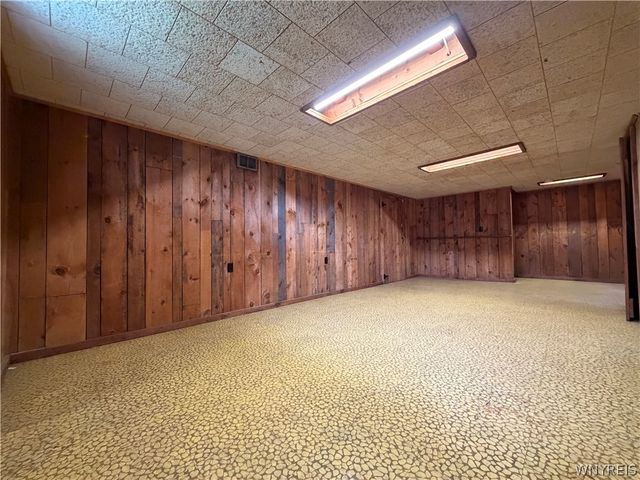 25 Foxpoint West, Amherst, NY 14221