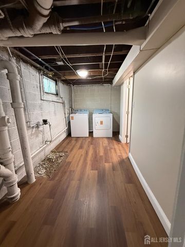 1290 Barkley Place, North Brunswick, NJ 08902