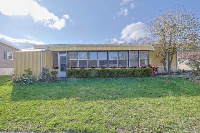 301 3rd Avenue, Middletown, NY 10941