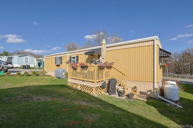 301 3rd Avenue, Middletown, NY 10941