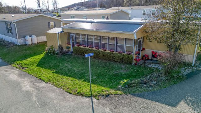 301 3rd Avenue, Middletown, NY 10941