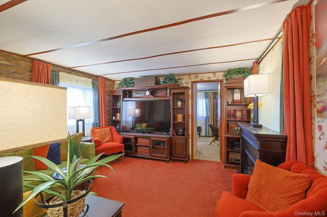 301 3rd Avenue, Middletown, NY 10941