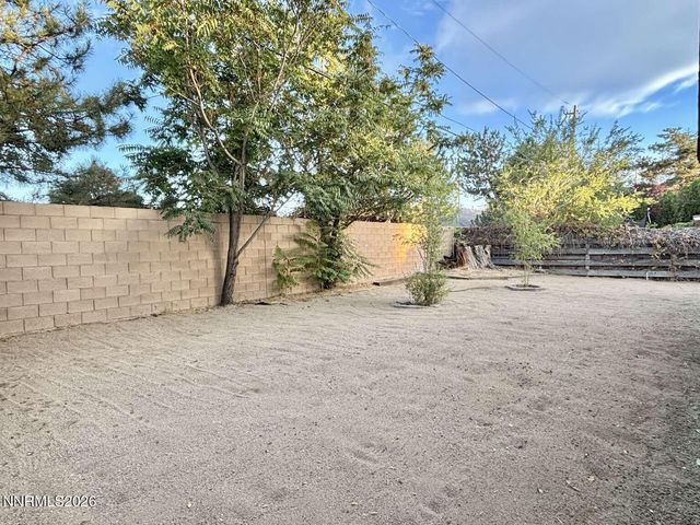 2740 11th Street, Sparks, NV 89431