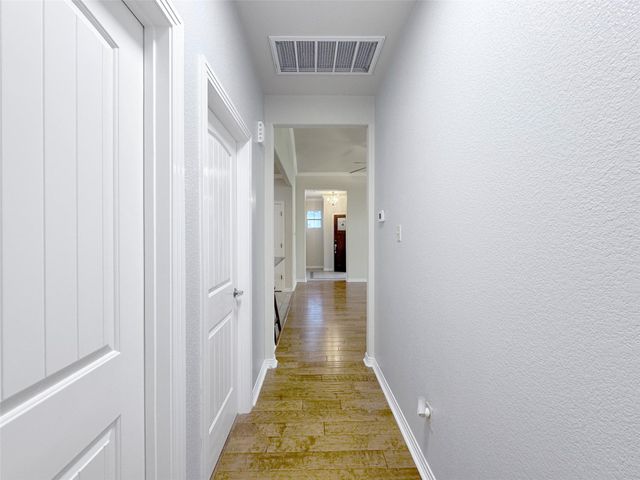 9707 Anderson Mill RD 21, Austin, TX 78750