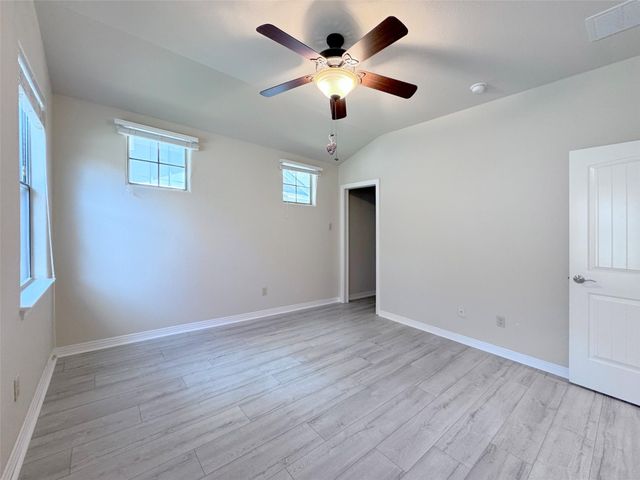 9707 Anderson Mill RD 21, Austin, TX 78750