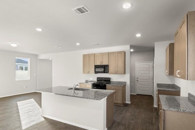 193 Lavender LN, Elgin, TX 78621