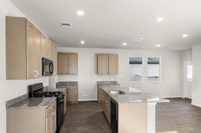 193 Lavender LN, Elgin, TX 78621