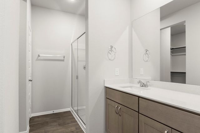 193 Lavender LN, Elgin, TX 78621