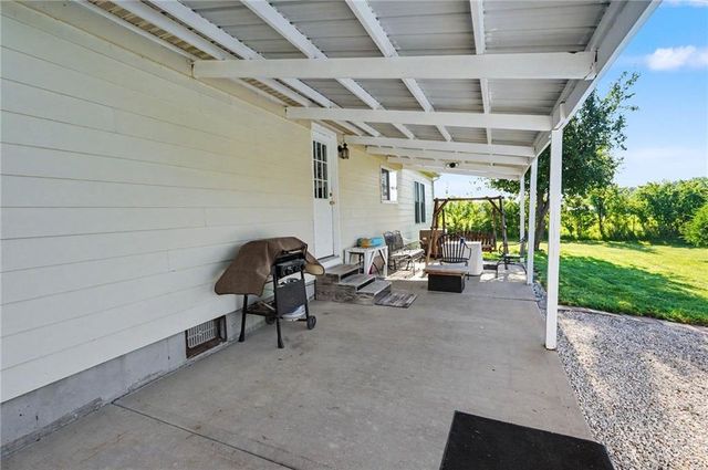 3762 Thomas Rd Thomas Road, Wellsville, KS 66092