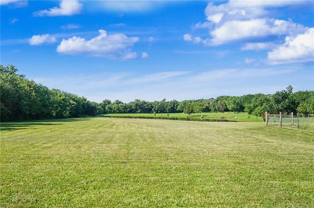 3762 Thomas Rd Thomas Road, Wellsville, KS 66092