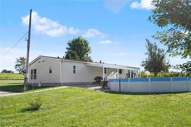 3762 Thomas Rd Thomas Road, Wellsville, KS 66092